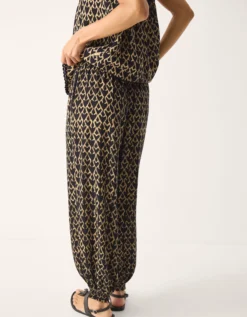 Arti Print Balloon Trousers Black