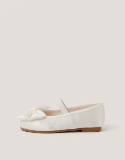 Baby Bow Satin Walker Shoes Ivory