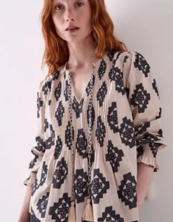 East Kaira Monochrome Cotton Top Black