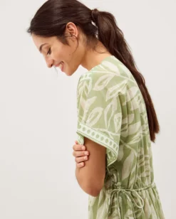 Lillie V-Neck Leaf Print Midi Dress Green