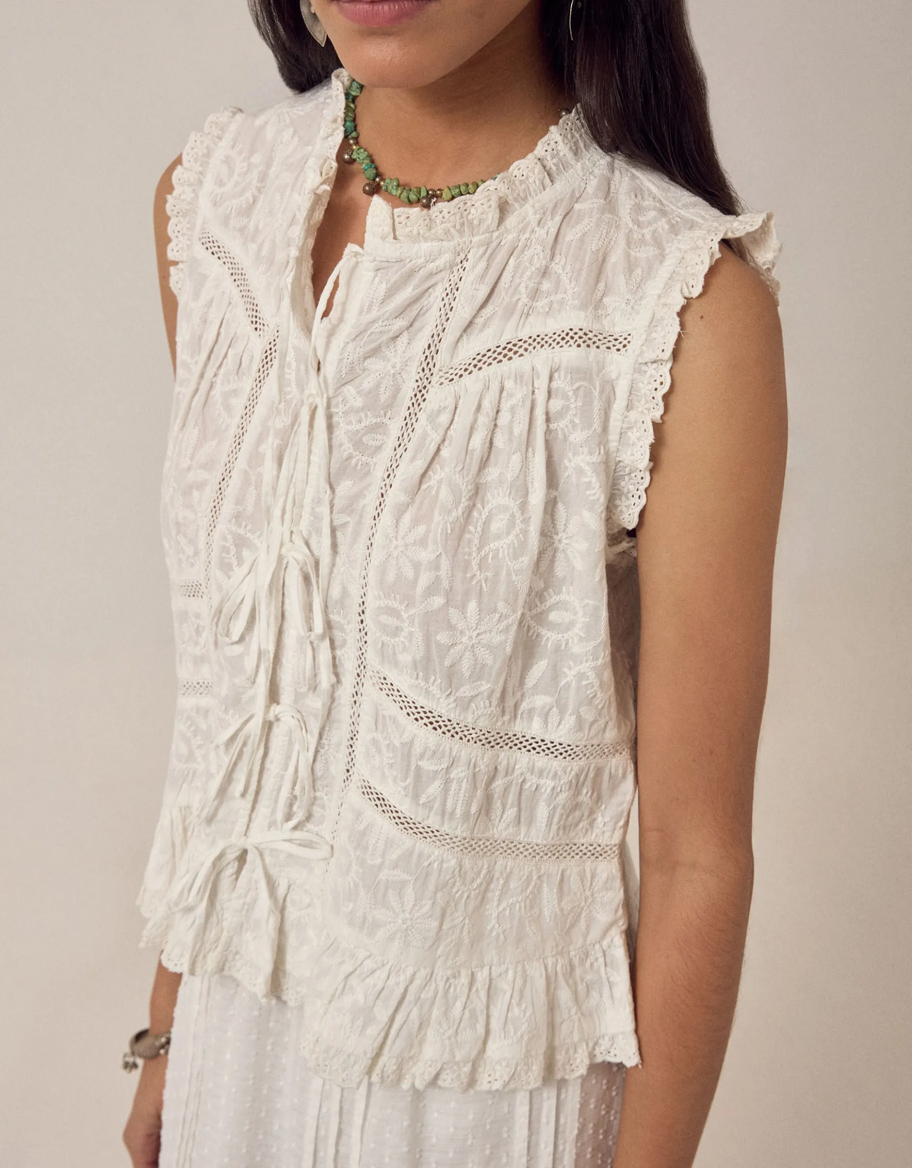 Maison Hotel Camila Embroidered Lace Top White