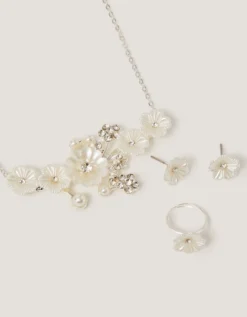 Pearly Flower Jewellery Set
