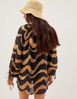 Zahara Abstract Stripe Print Blouse Black